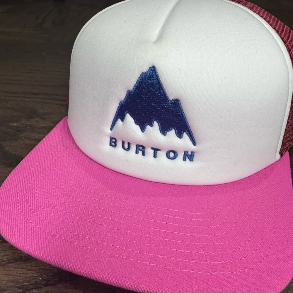NWT Burton One Size Fits Most Pink White Hat